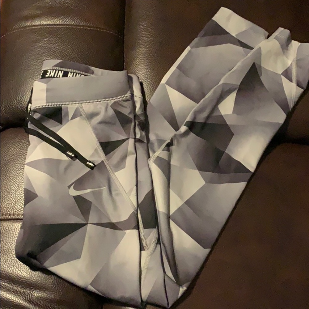 Nike leggings